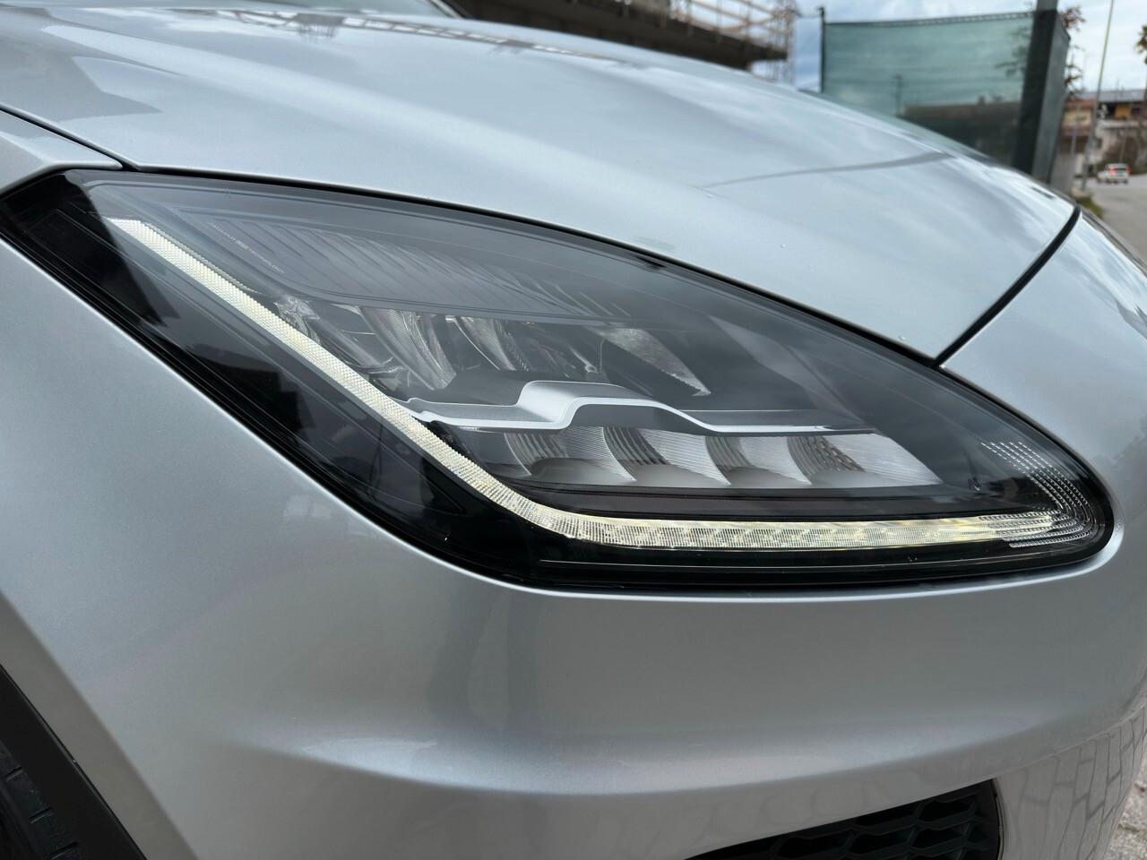 Jaguar E-Pace 2.0D 150 CV AWD aut. R-Dynamic