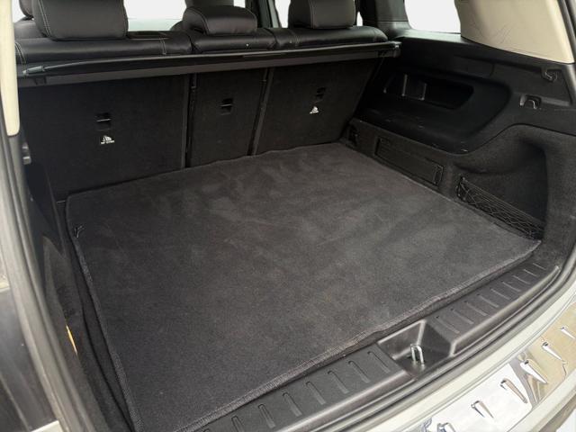 MERCEDES-BENZ GLB 180 d Automatic Business