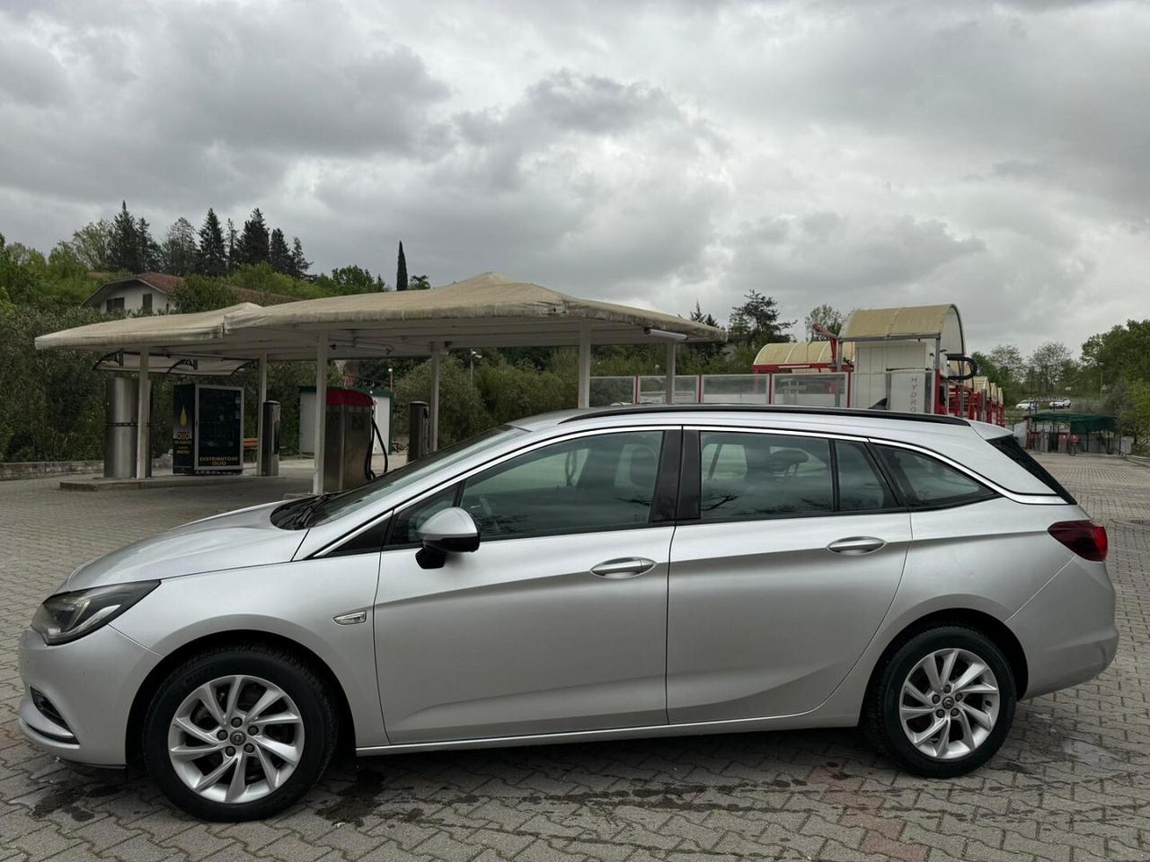 Opel Astra 1.6 CDTi 136CV automatica km certificat