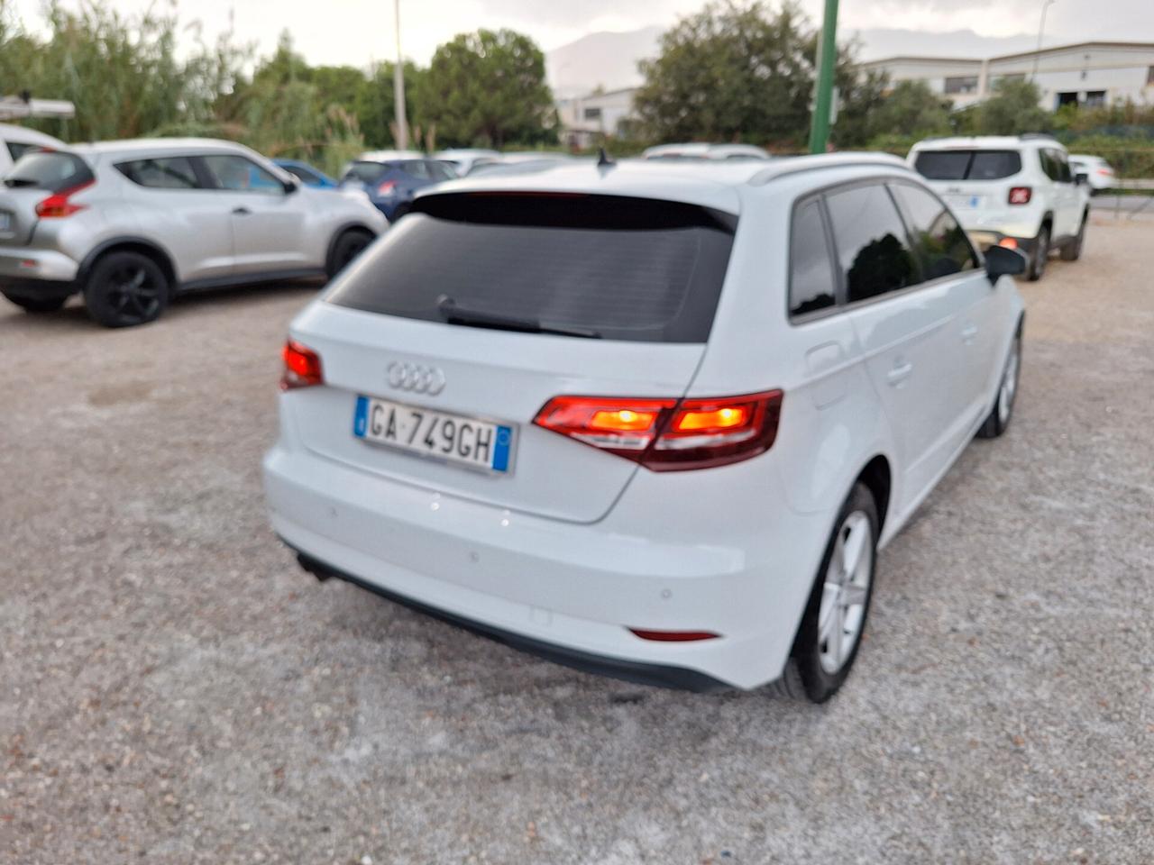 Audi A3 SPB 35 TDI S tronic Business