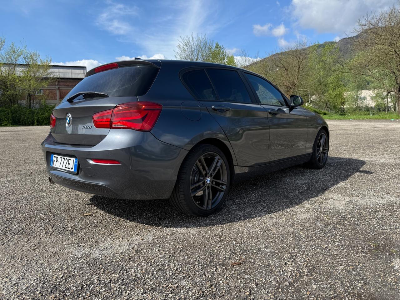 Bmw 118 118d 5p. Advantage