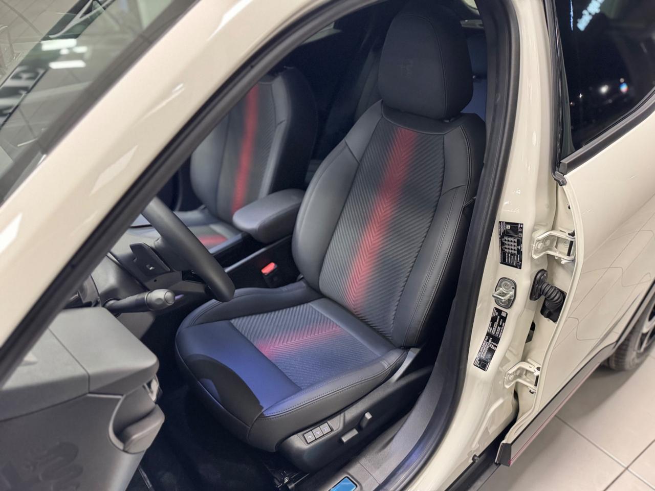 Alfa Romeo Junior 1.2 145 CV Hybrid eDCT6 Speciale