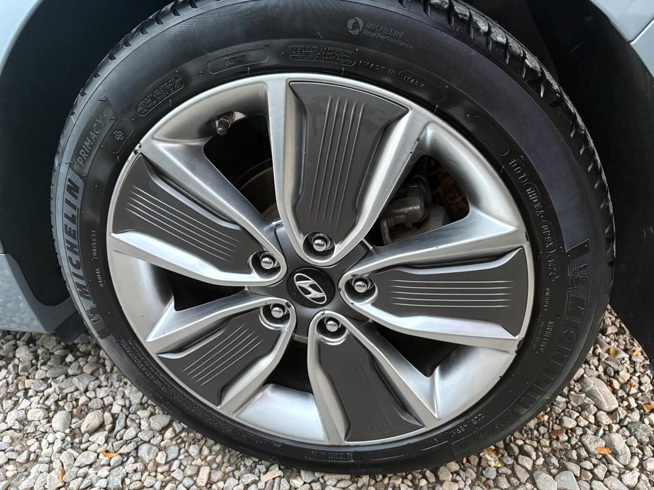 Hyundai Ioniq 1.6 Hybrid -Full