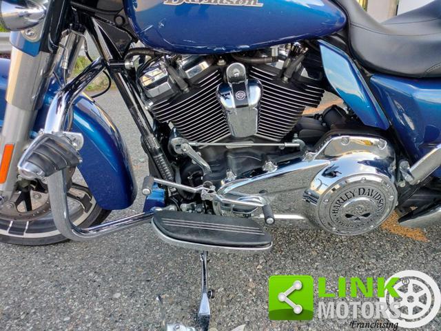 HARLEY-DAVIDSON FLHX Street Glide SPECIAL 107