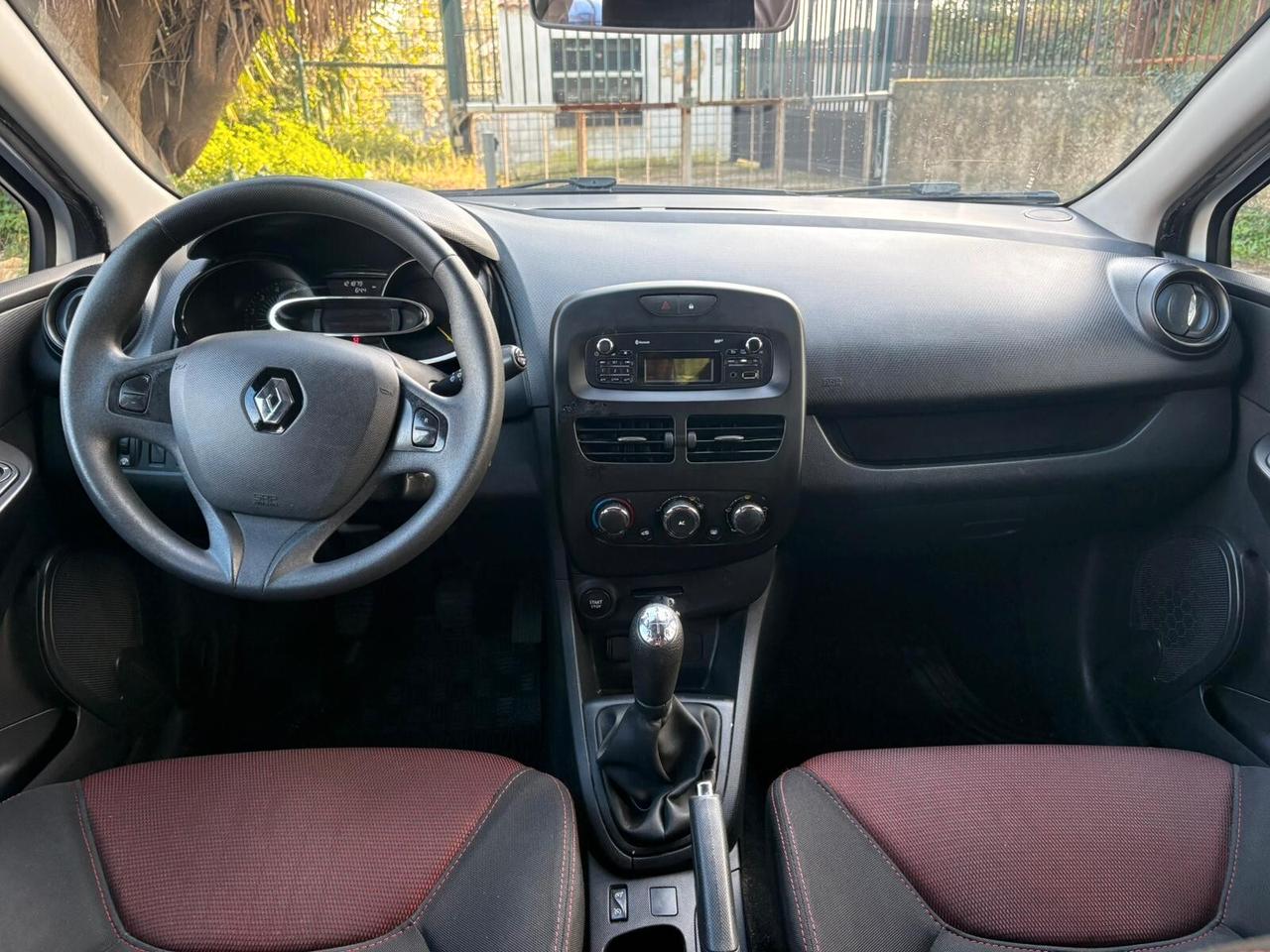 RENAULT CLIO 1.5 DCI SportTour - 2013