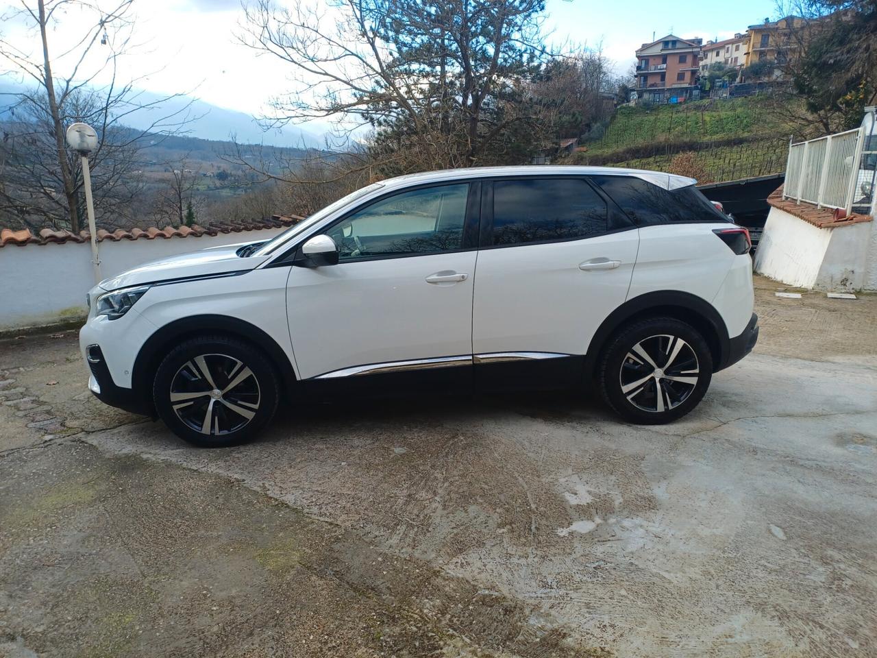 Peugeot 3008 BlueHDi 120 S&S EAT6 Allure