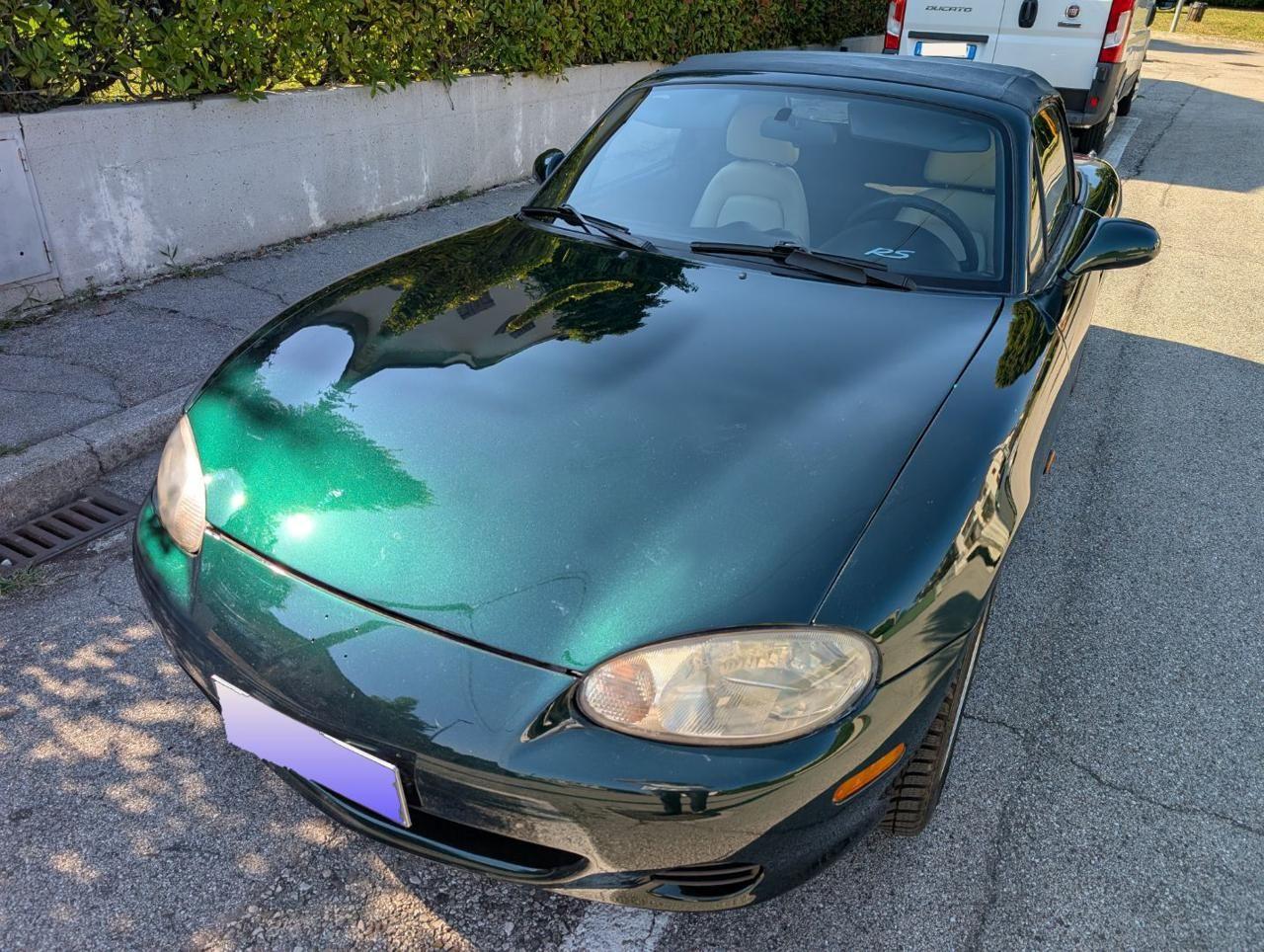 Mazda MX-5 1.6i 16V cat