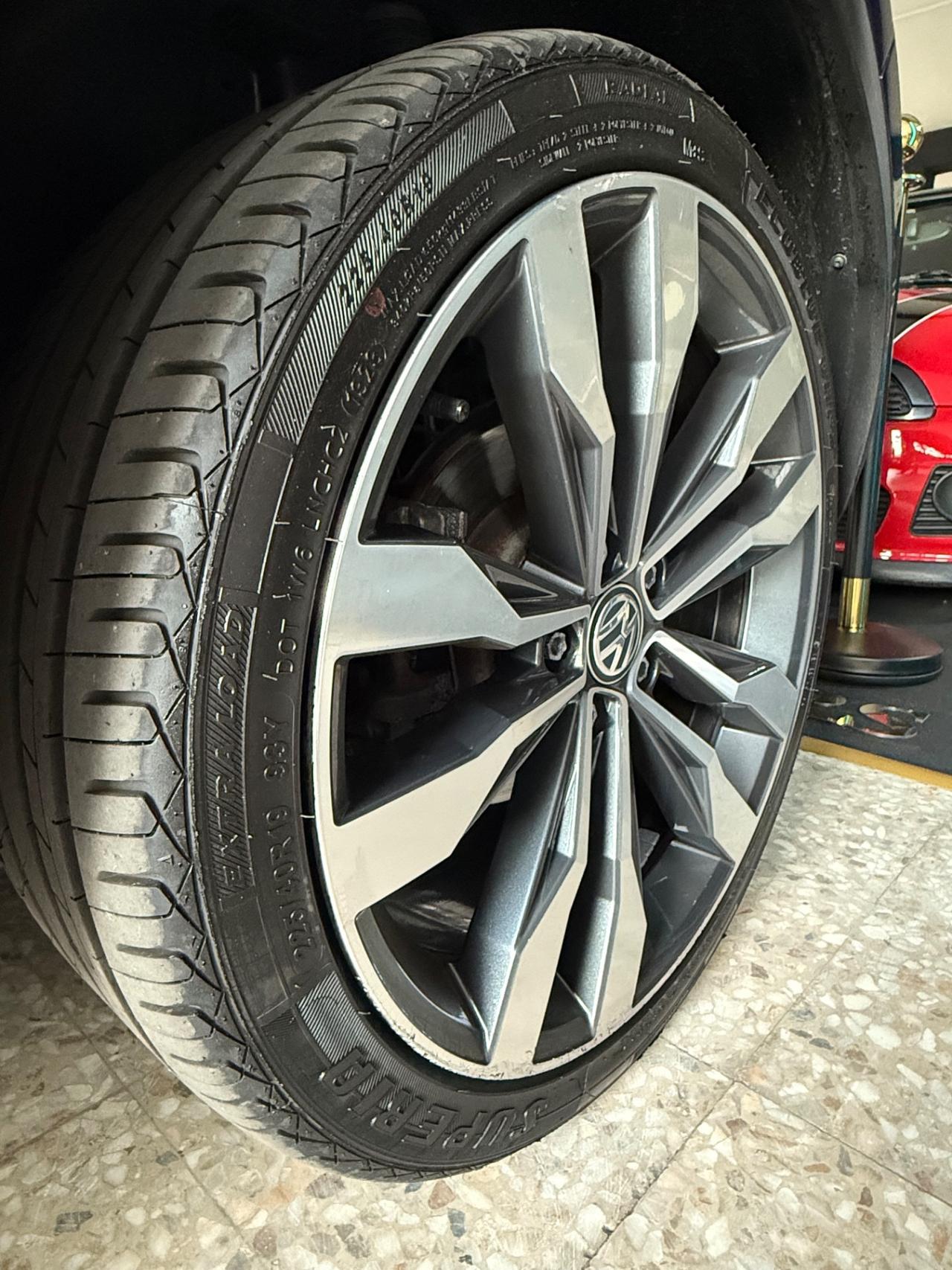 Volkswagen T-Roc 2.0 TDI 190 CV DSG 4MOTION