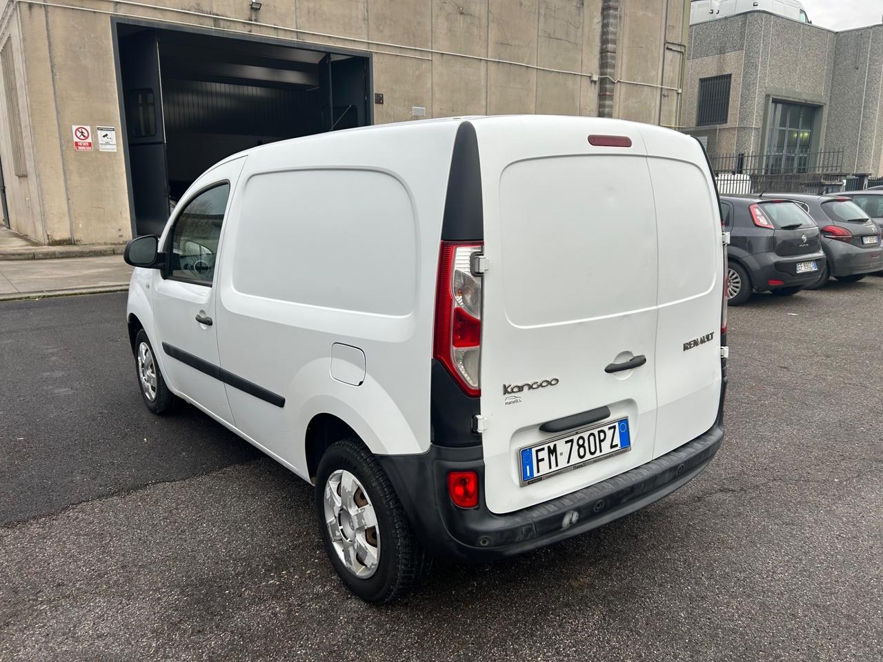 Renault kangoo 1.5 cdi 110cv 3 posti