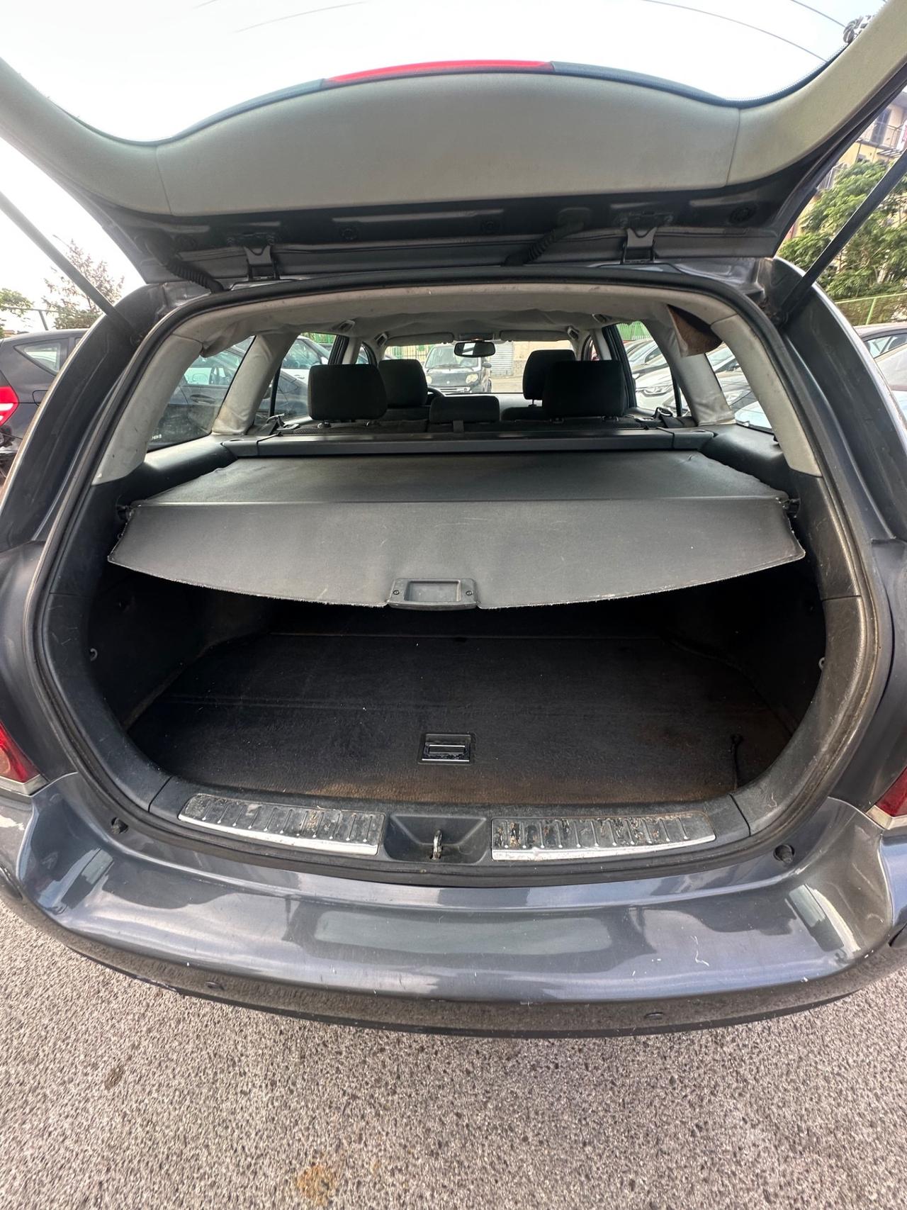 Toyota Avensis 2.2 D-4D 16V Station Wagon