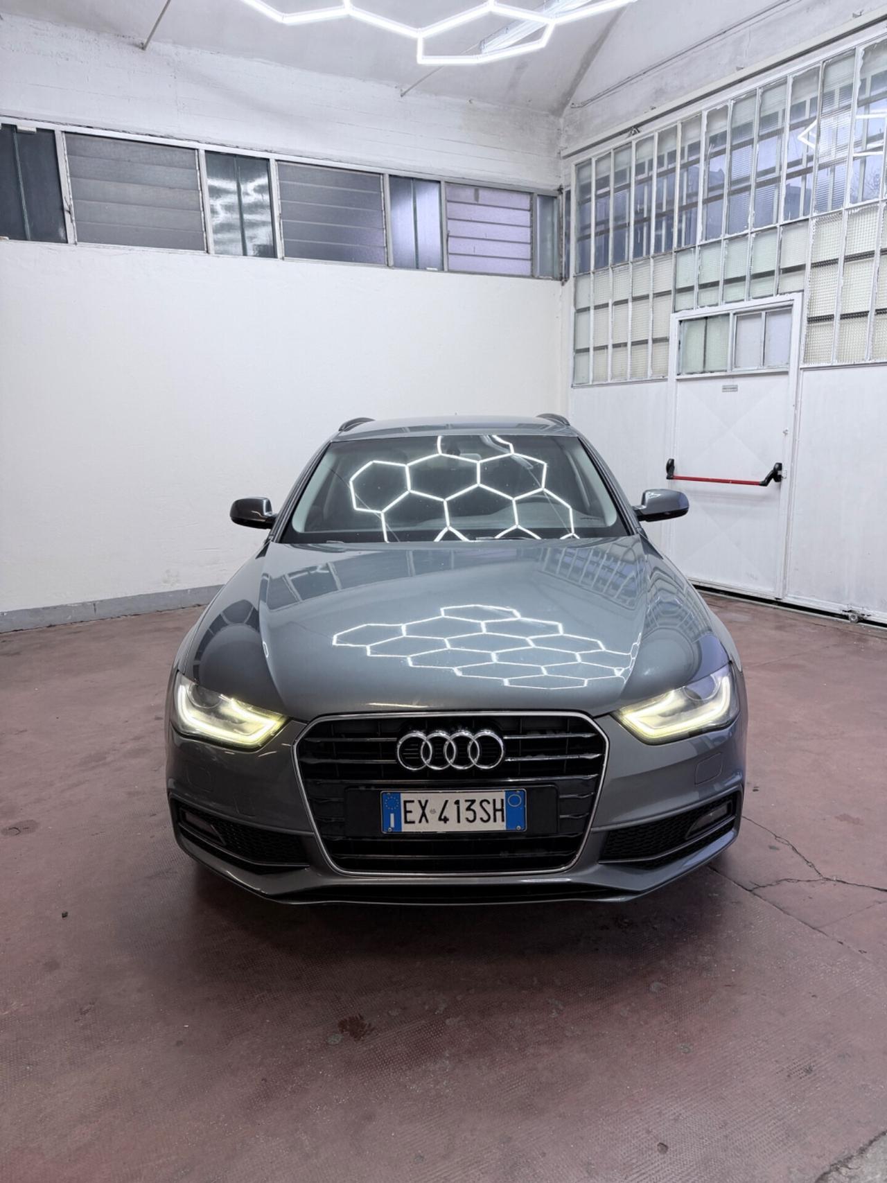 Audi A4 2.0 TDI S-Line multitronic
