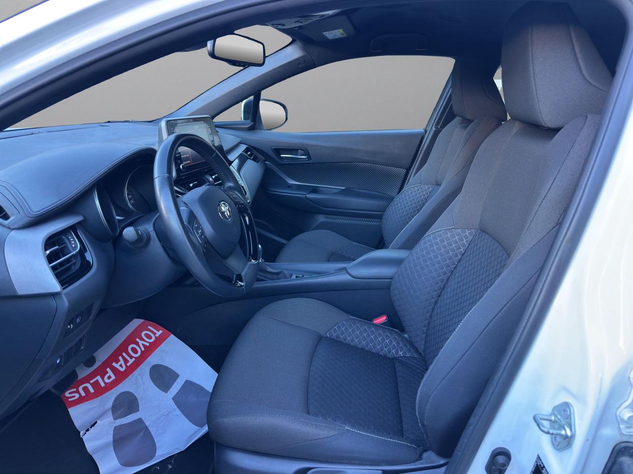 Toyota C-HR 1.8h Active e-cvt