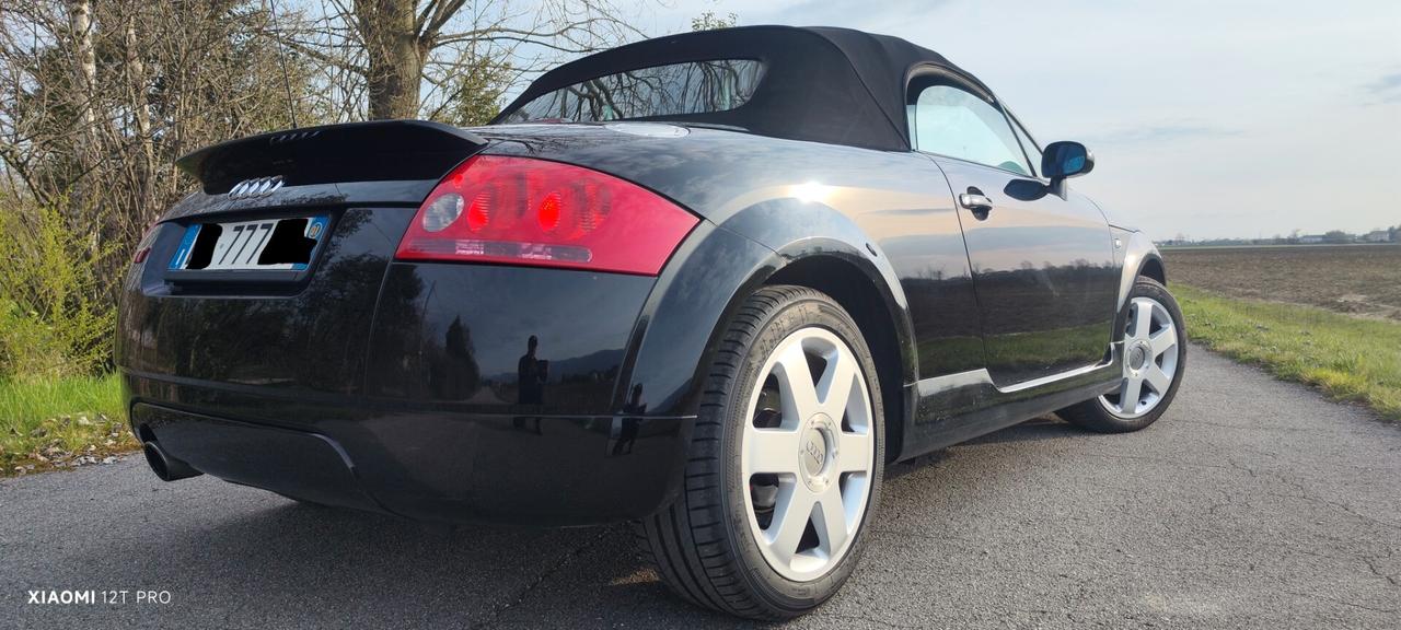 Audi TT CABRIO Roadster 1.8 T 20V 179 cv (ASI + CRS)