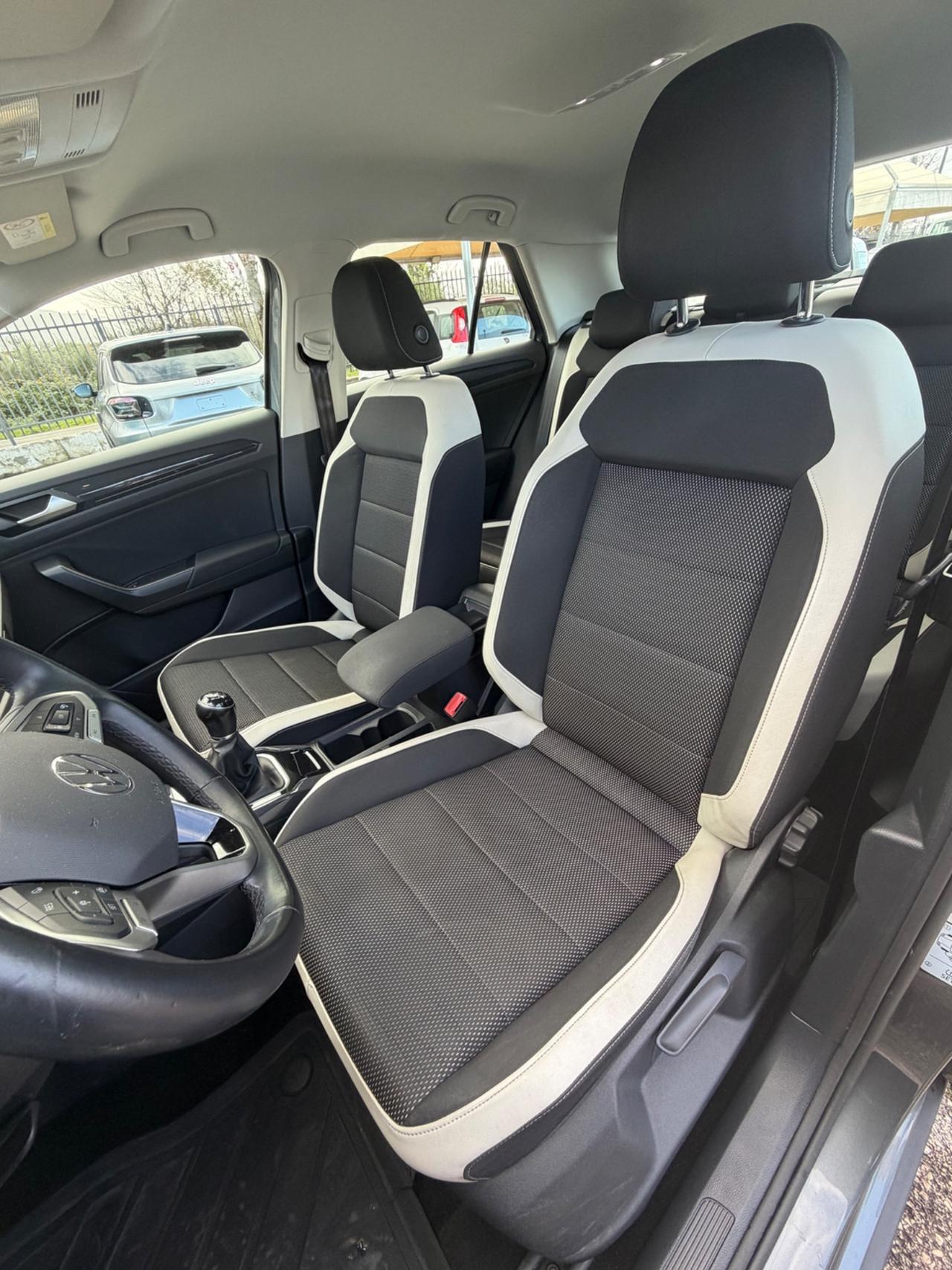 Volkswagen T-Roc 1.6 TDI SCR Advanced BlueMotion Technology