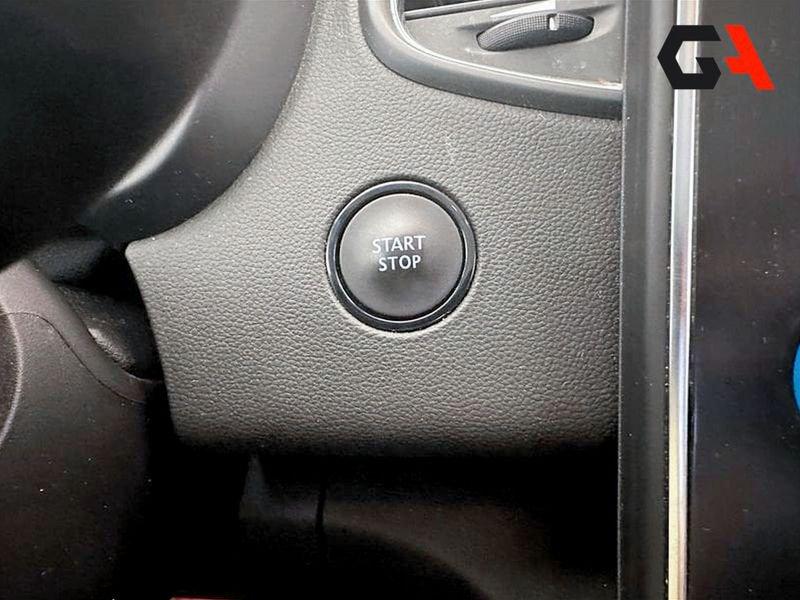 Renault Scénic Blue dCi 120 CV Business n1autocarro