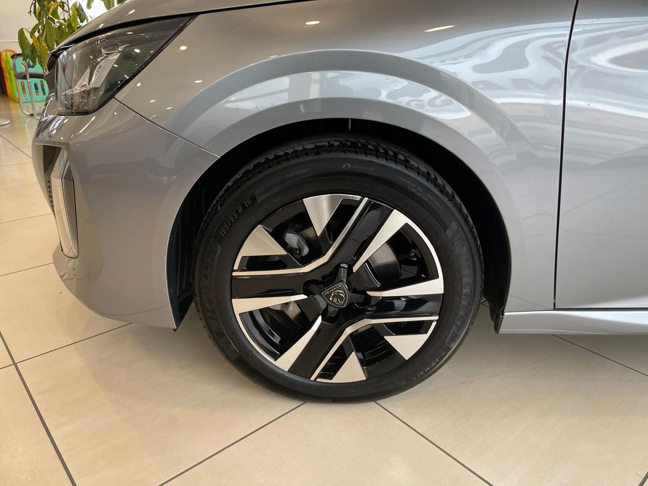 Peugeot 208 PureTech 100 Stop&Start 5 porte Allure