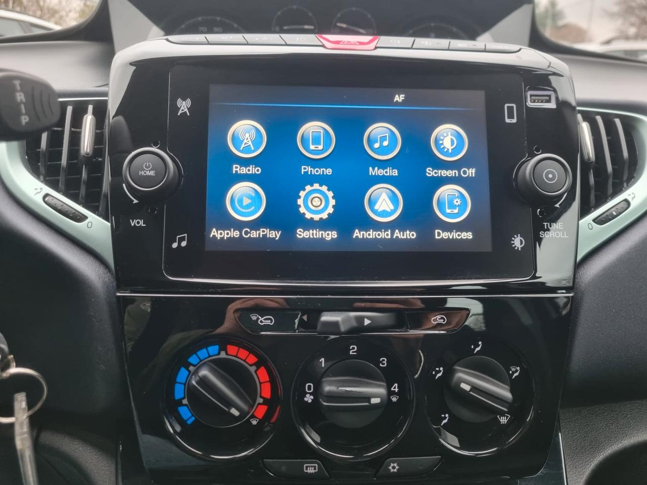 Lancia Ypsilon 1.0 FireFly 5 porte S&S Hybrid Gold Plus