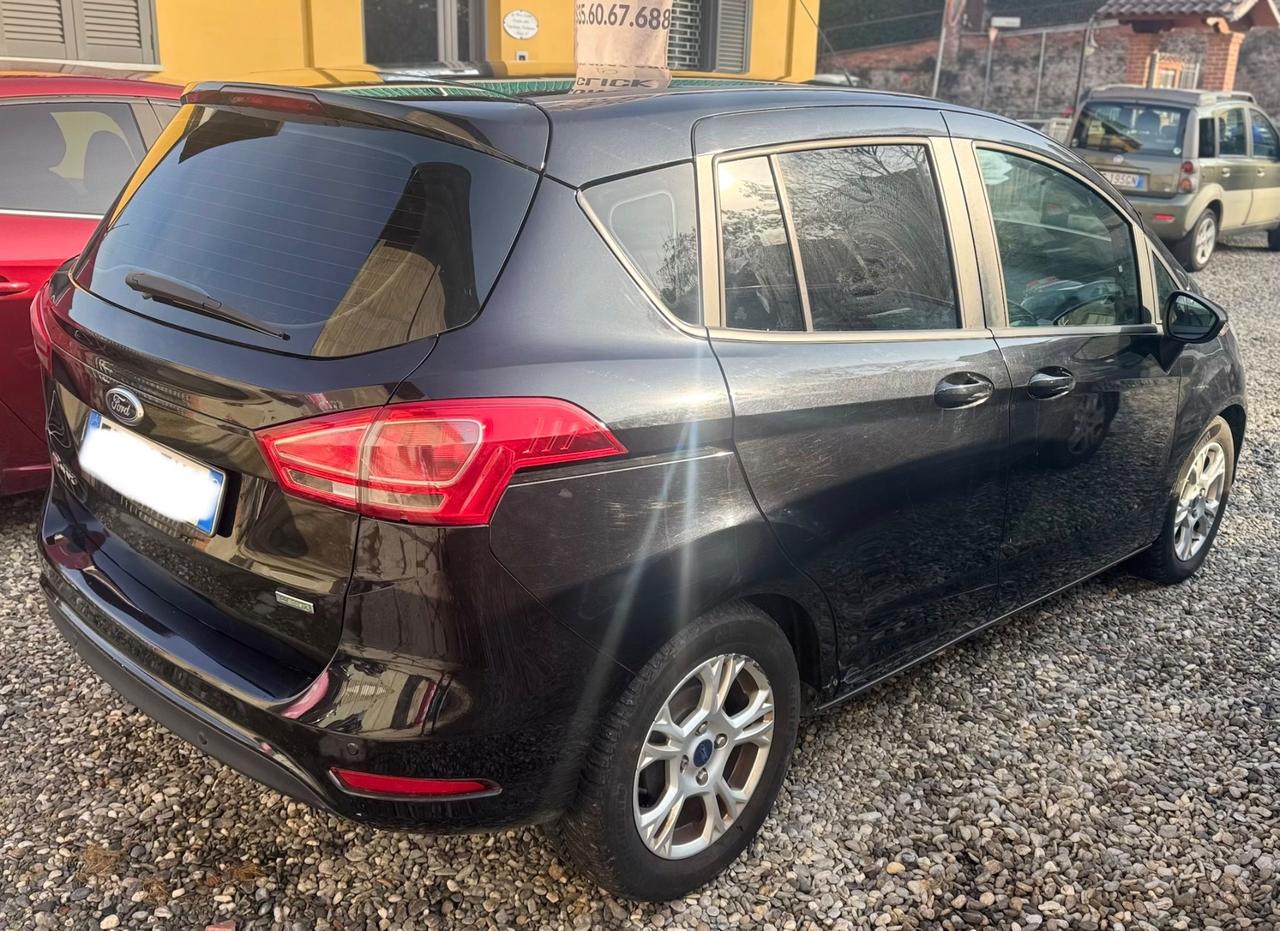 Ford B-Max 1.0 benzina adatta neopatentati