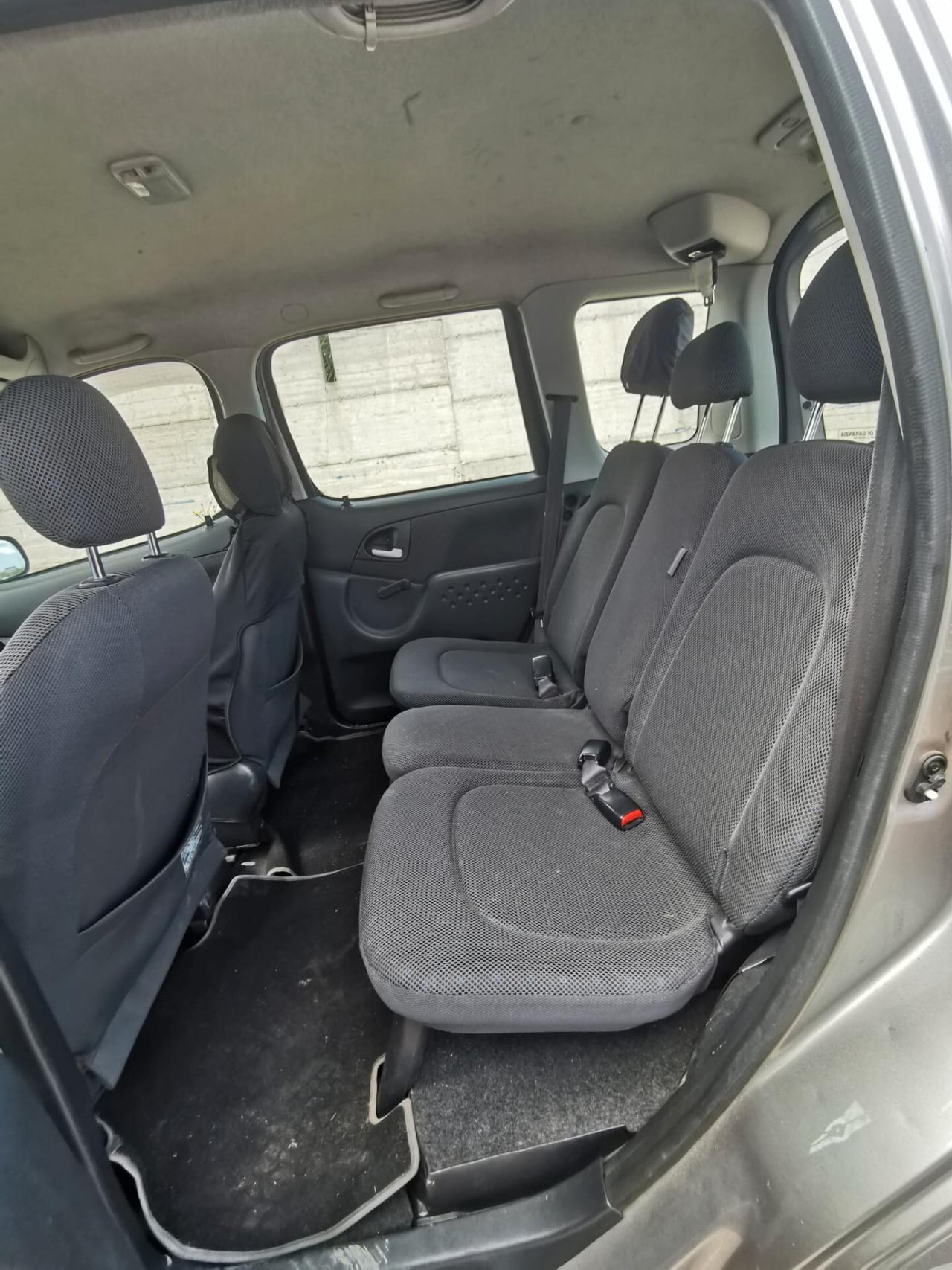 Toyota Yaris Verso 1.3i 16V cat Sol '03