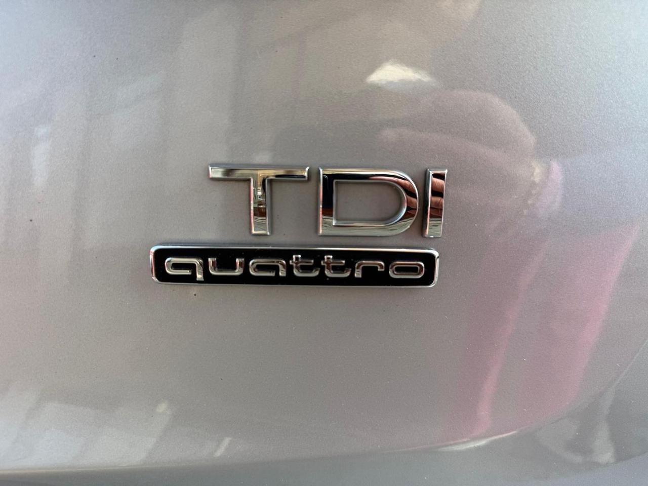 Audi Q5 ADVANCED PLUS 2.0 #7280