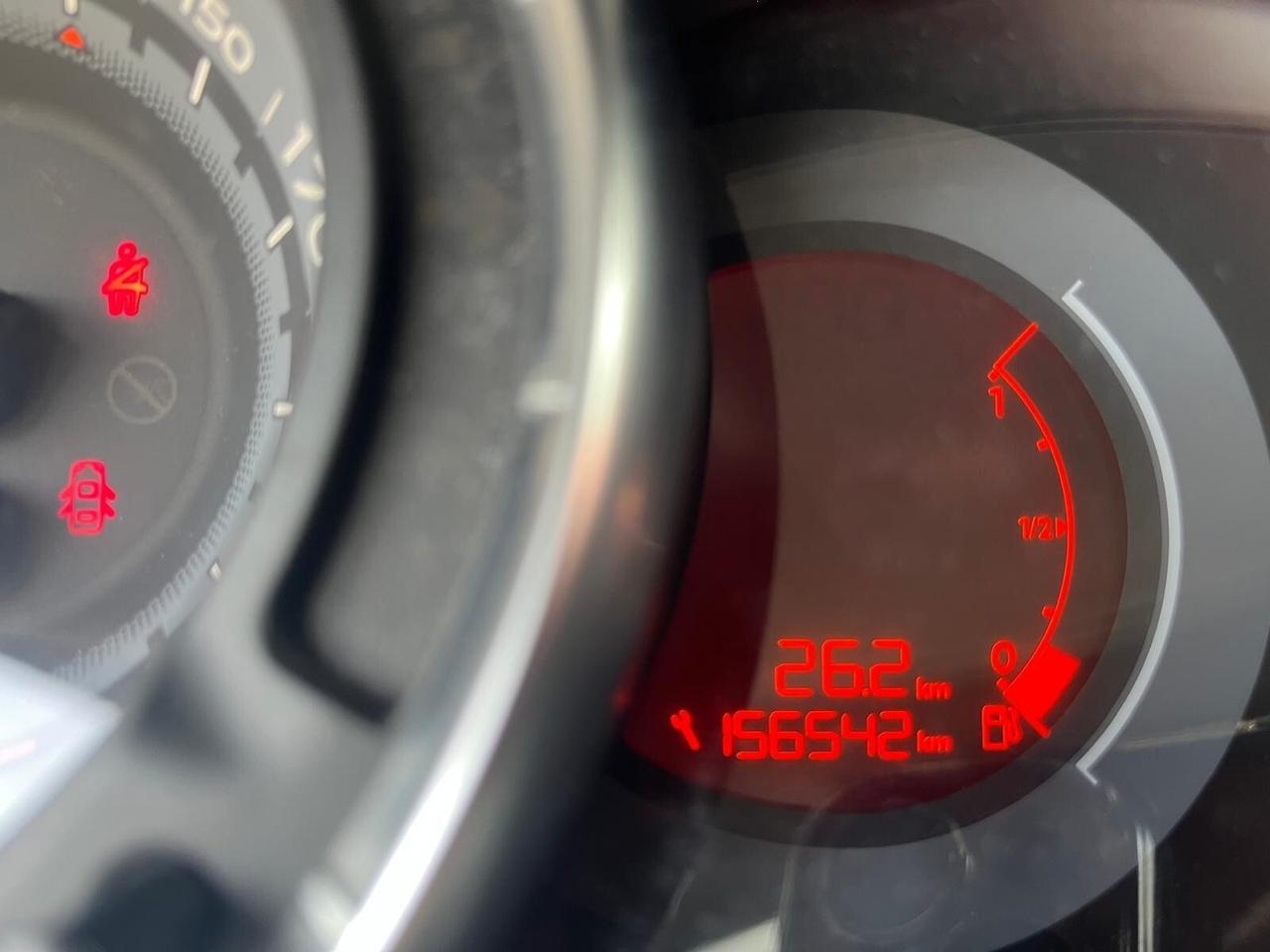 Citroen DS3-1.6 hdi- full-2012