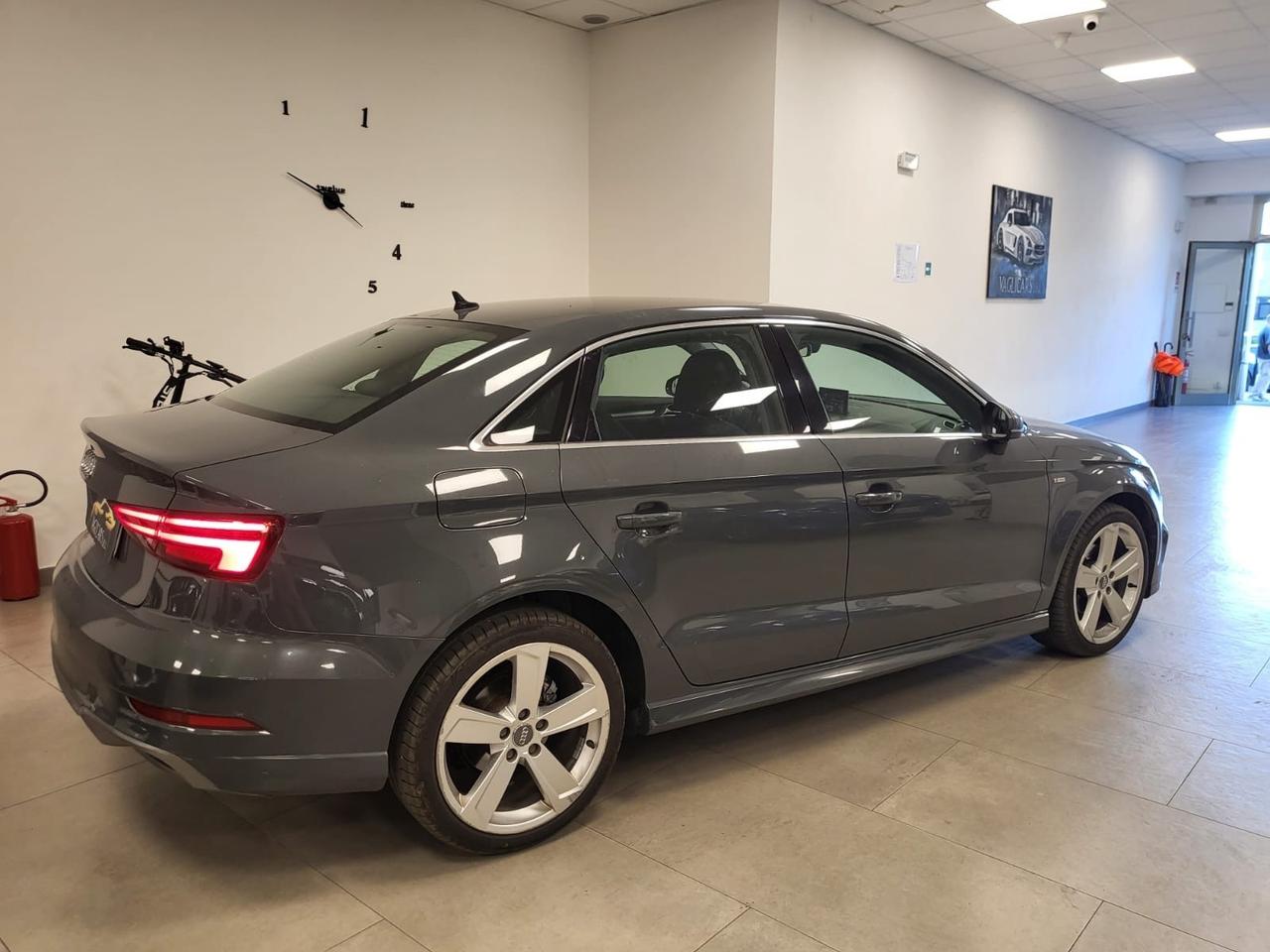 Audi A3 Sedan 30 TDI S tronic Design