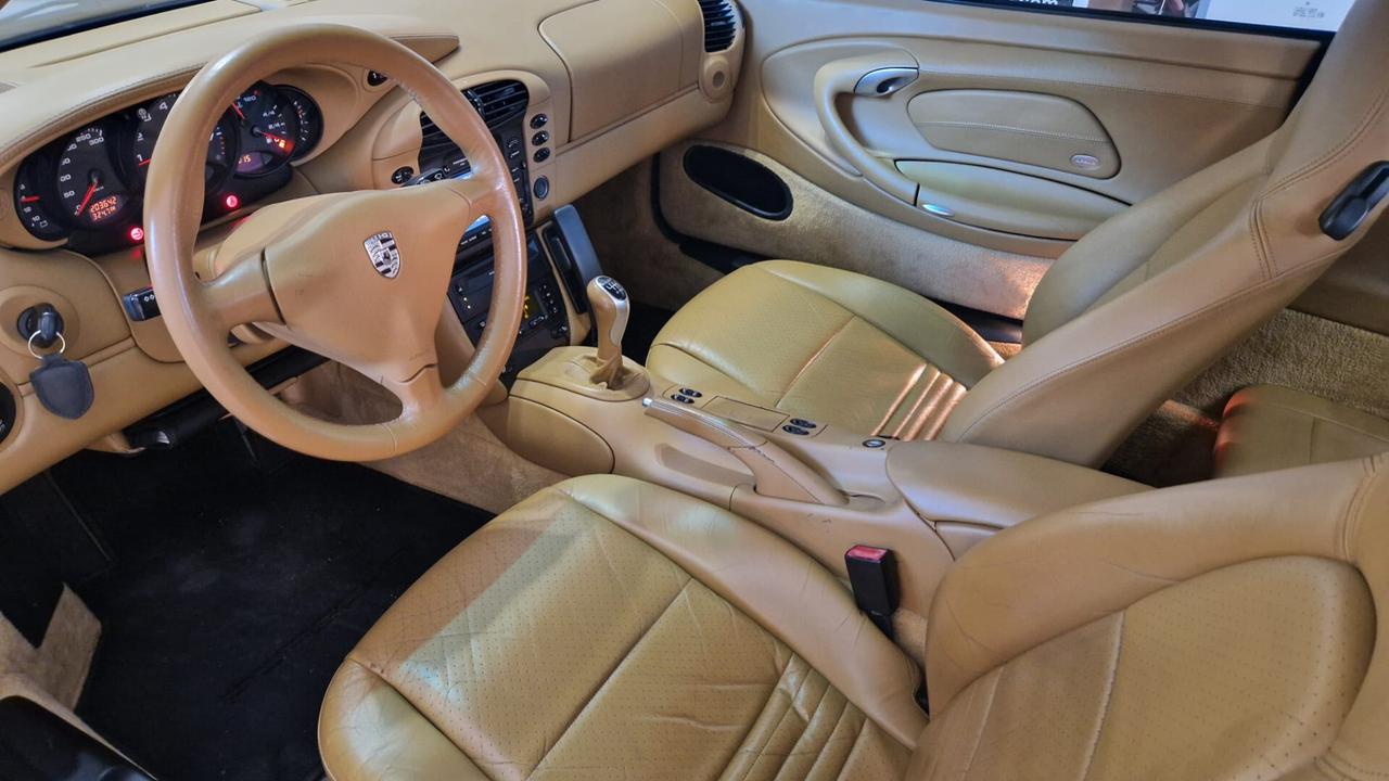 Porsche 911/996 Carrera 4 cat Coupé