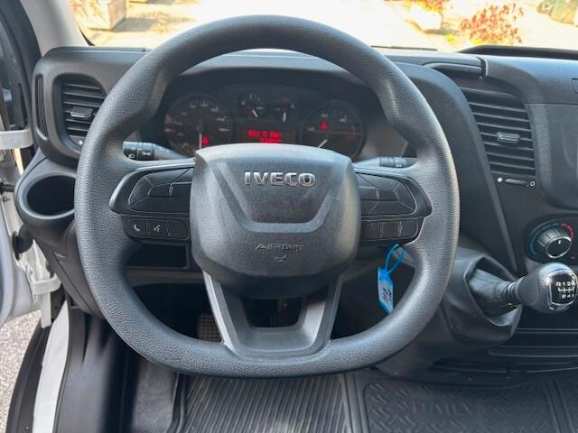 IVECO DAILY 35 S12 L2 H2 (SOLO 37.000 km)