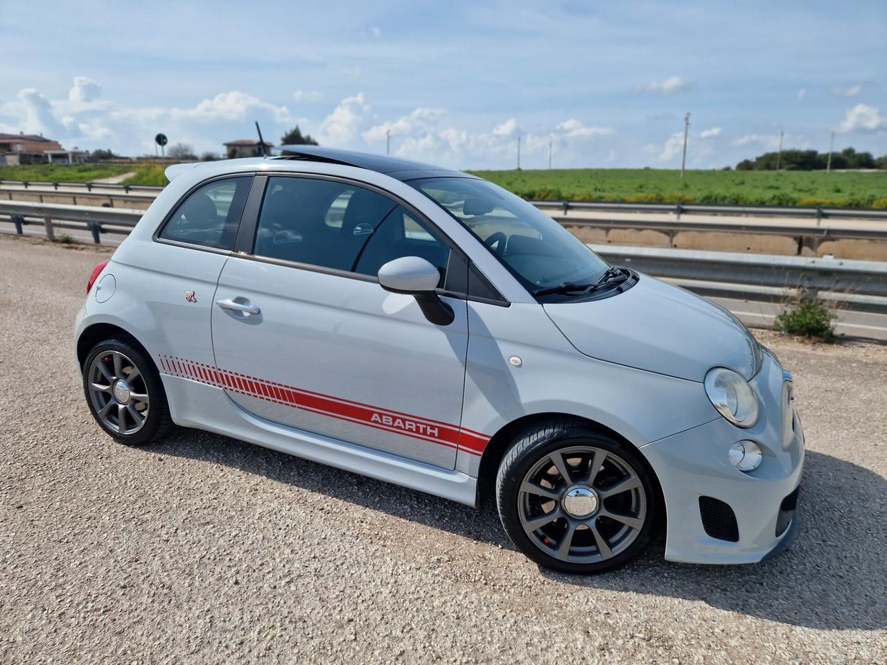 Abarth 500 1.4 Turbo T-Jet MTA Custom