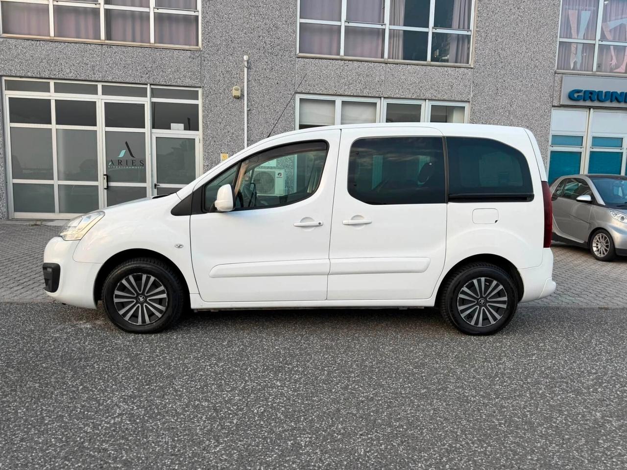Peugeot Partner Tepee BlueHDi 100 ETG6 S&S Active