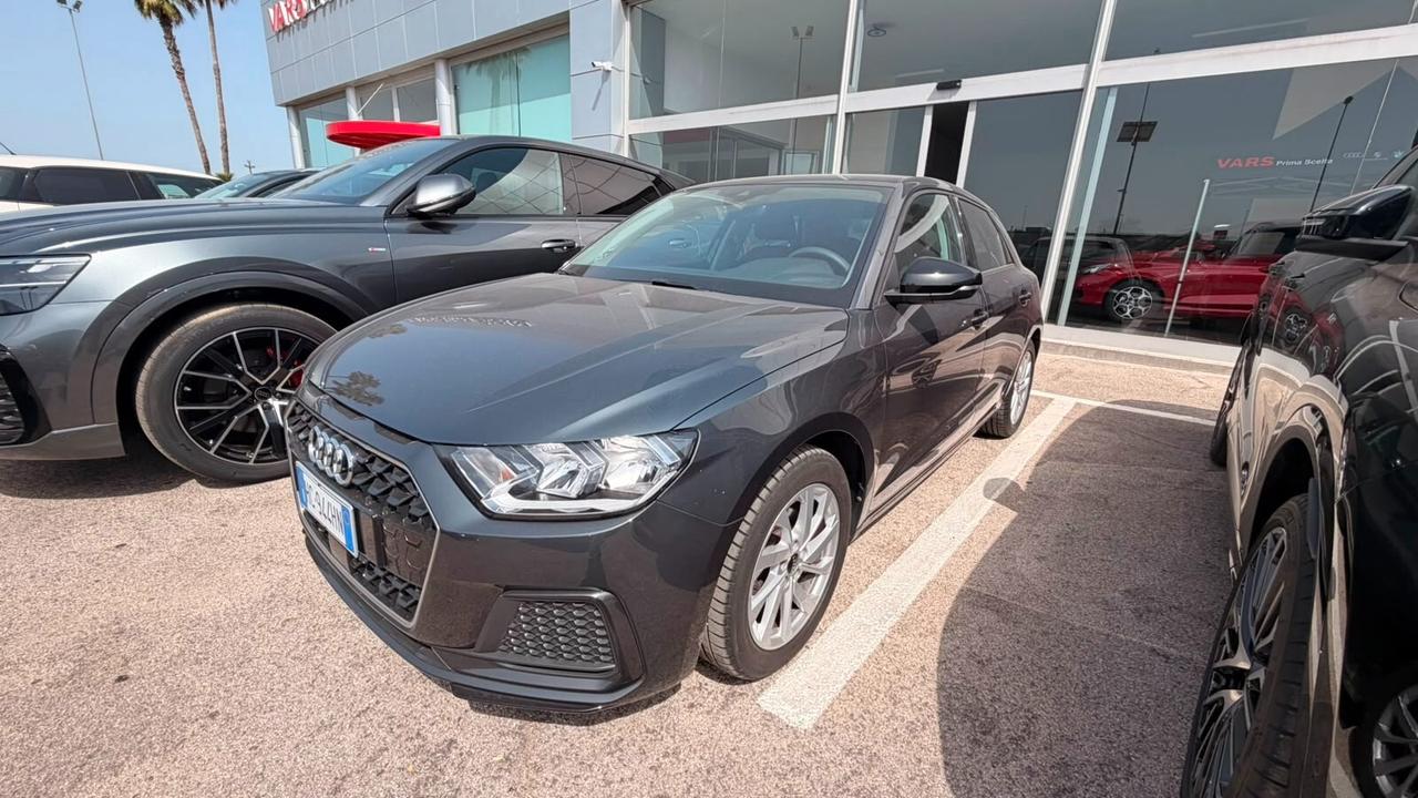 Audi A1 SPB 30 TFSI S tronic Identity Black