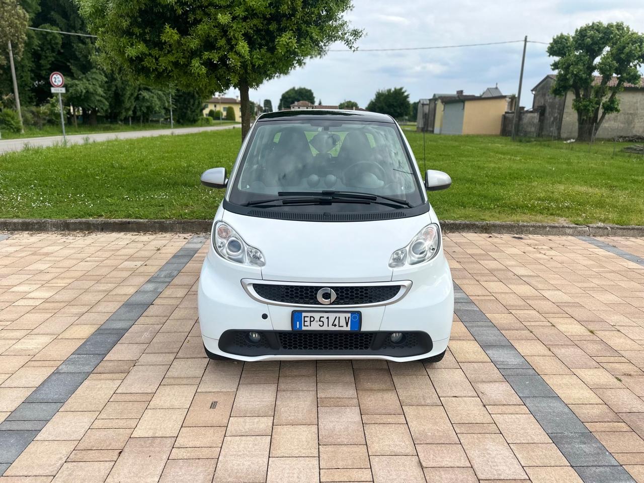 Smart ForTwo 1000 62 kW coupé passion NEOPATENTATI