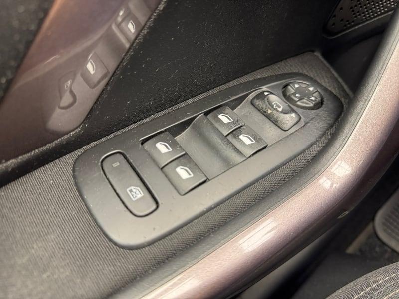 PEUGEOT 2008 1.2 PURETECH (VTI) 12V AC