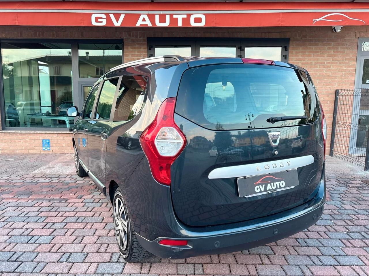 DACIA LODGY 1.5 dCi 7 posti Lauréate