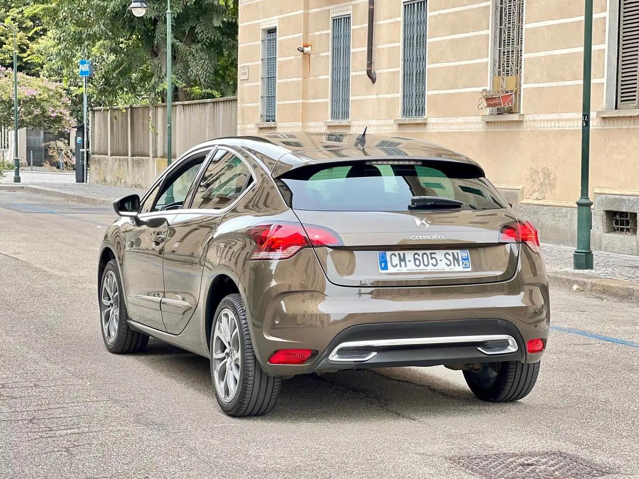 Ds DS4 Automobiles 4 1.6 Turbo THP 200cv Sport Chic