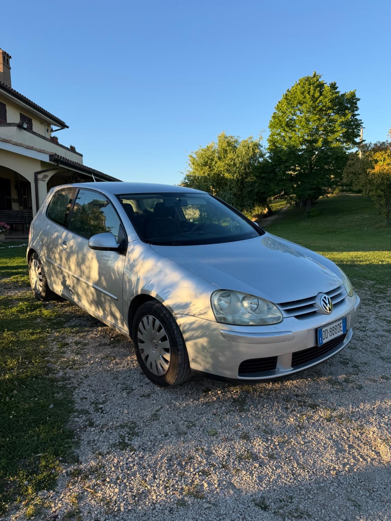 Volkswagen Golf 1.6 3p. Trendline