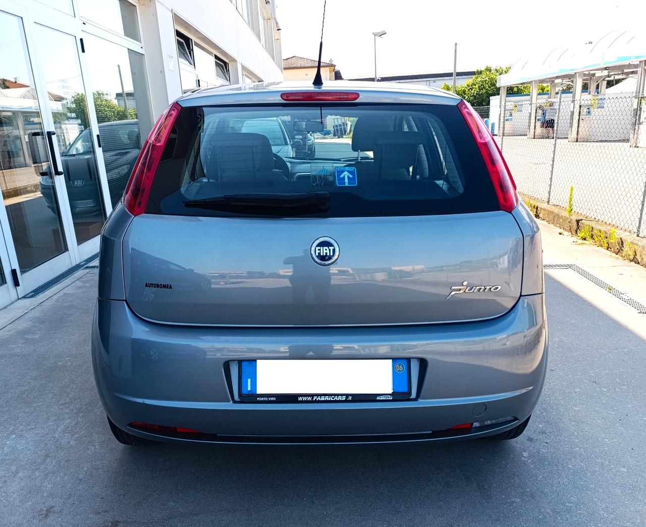 Fiat Grande Punto 1.4 5 porte Dynamic - Uniproprietario - Ok Neopatentati