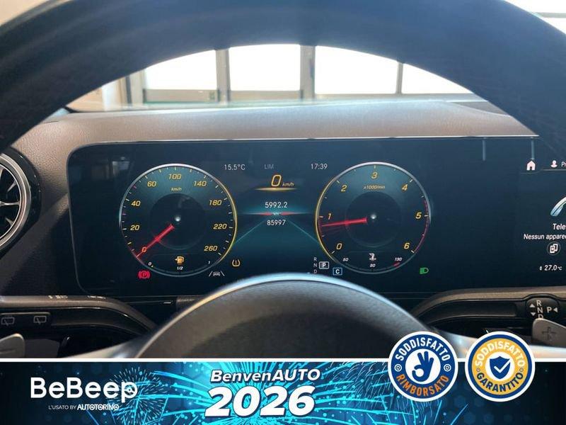 Mercedes-Benz GLA 200 D PREMIUM AUTO