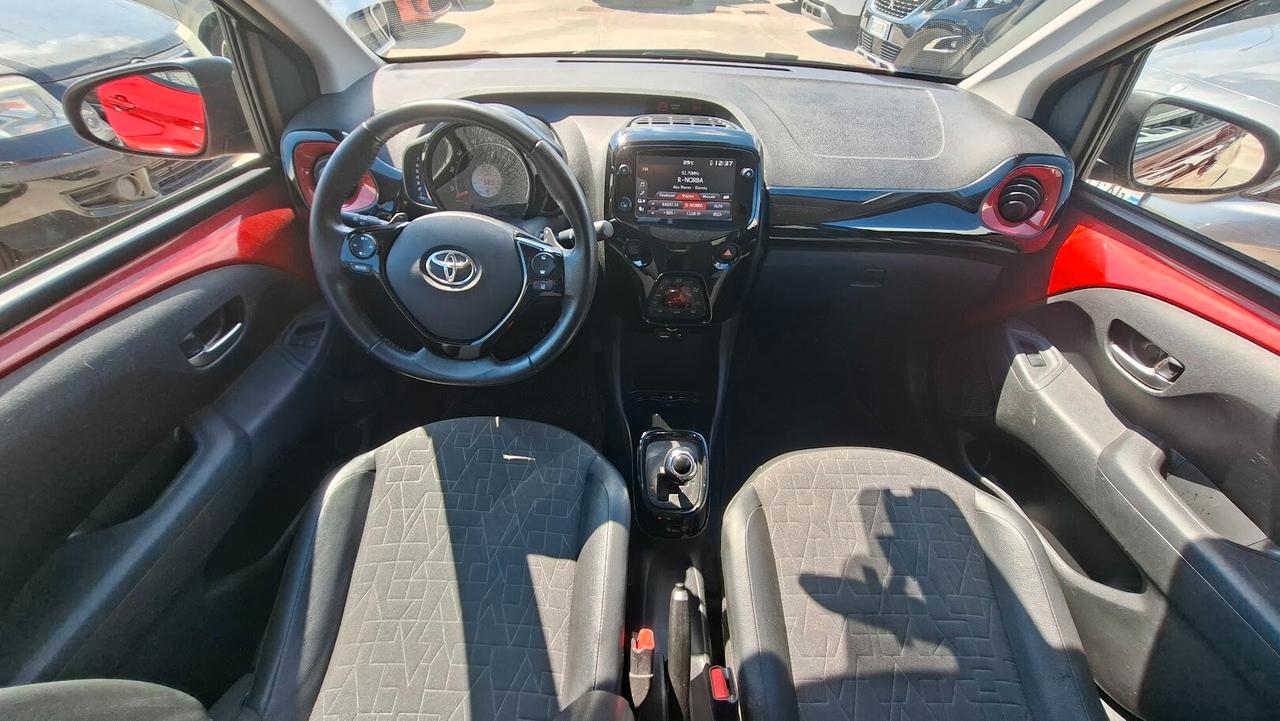 Toyota Aygo Connect 1.0 VVT-i 72 CV 5 porte x-cool MMT
