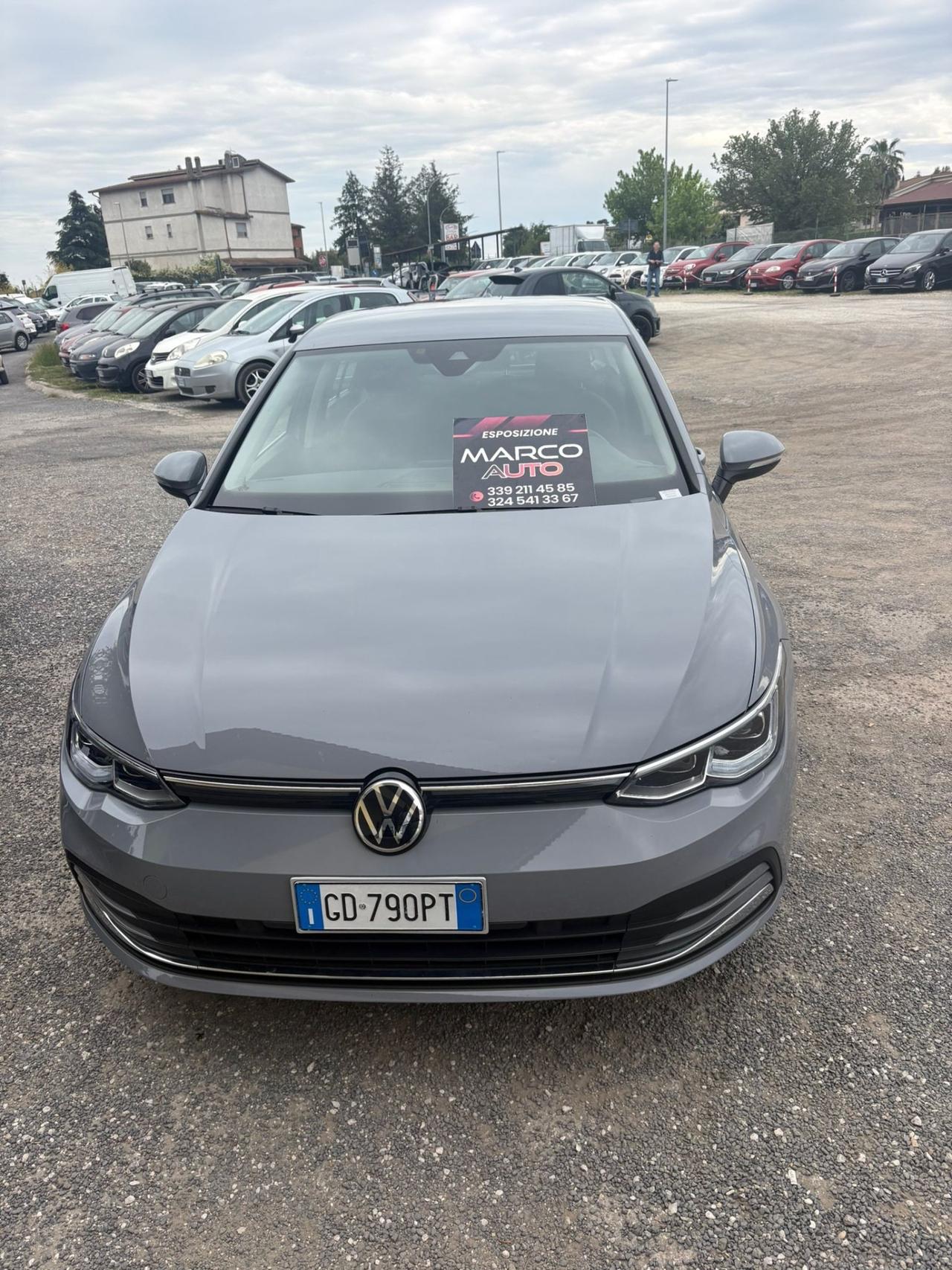Volkswagen Golf 8 style