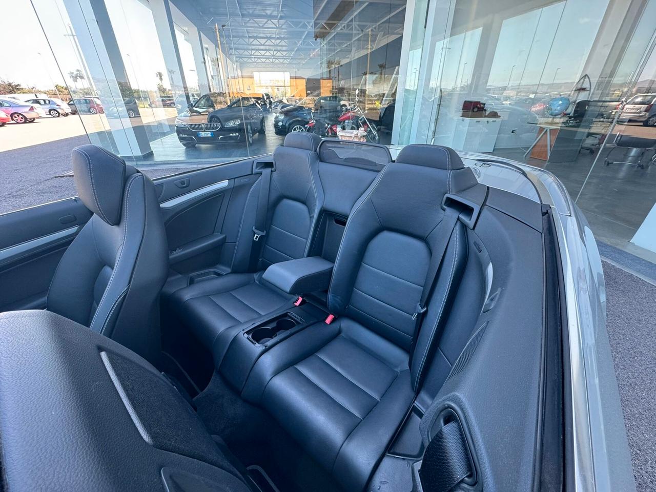 Mercedes-benz E 200 Cabrio BlueEFFICIENCY Avantgarde