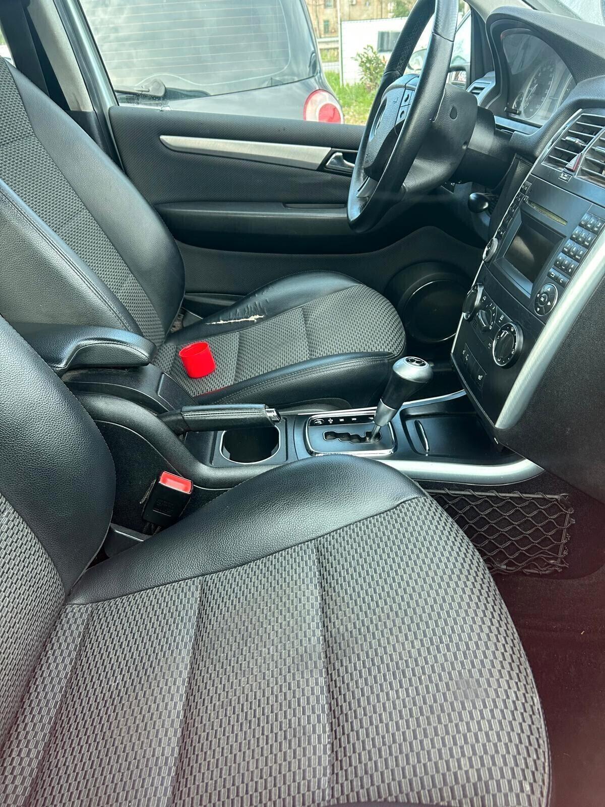 Mercedes-benz B 200 CDI Premium automatica ok neo patentati