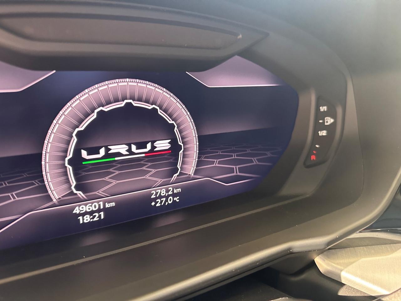 Lamborghini Urus 4.0 Pearl Capsule