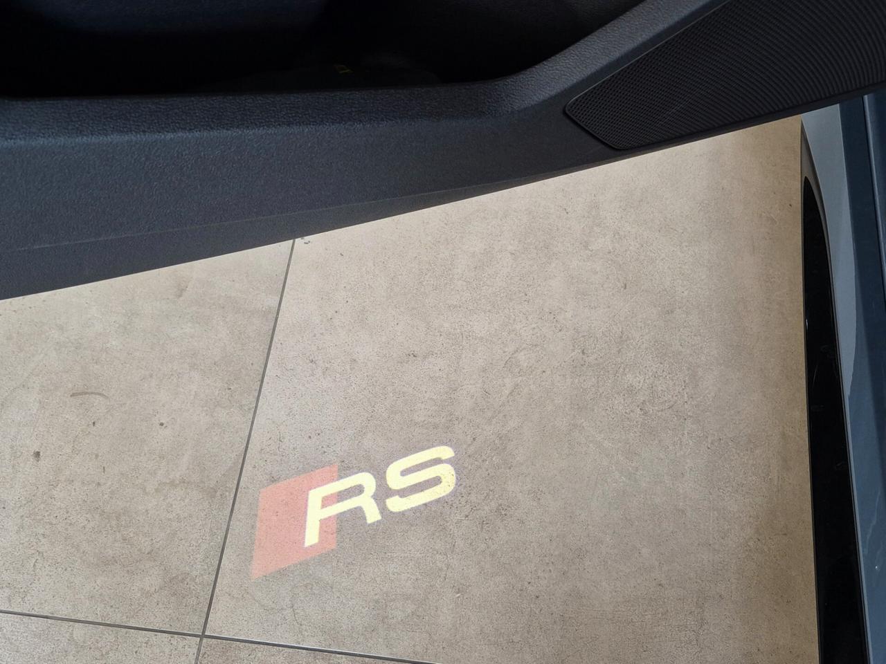 Audi A3 RS3 SPB SCARICHI TETTO MATRIX CARBONIO SONOS PELLE ACC PINZE ROSSE C19 280KM/H