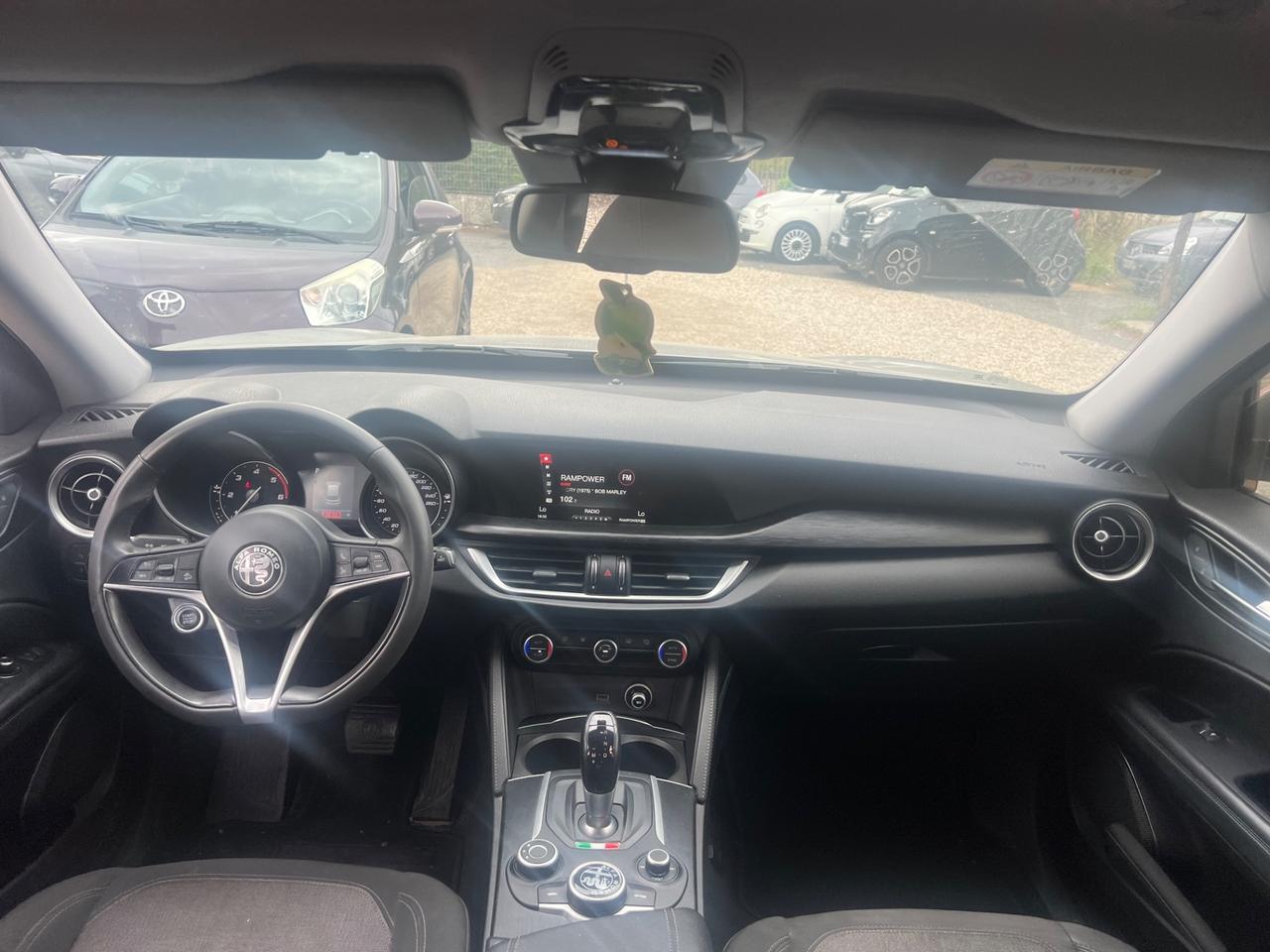 Alfa Romeo Stelvio 2.2 Turbodiesel 180 CV AT8 RWD Super