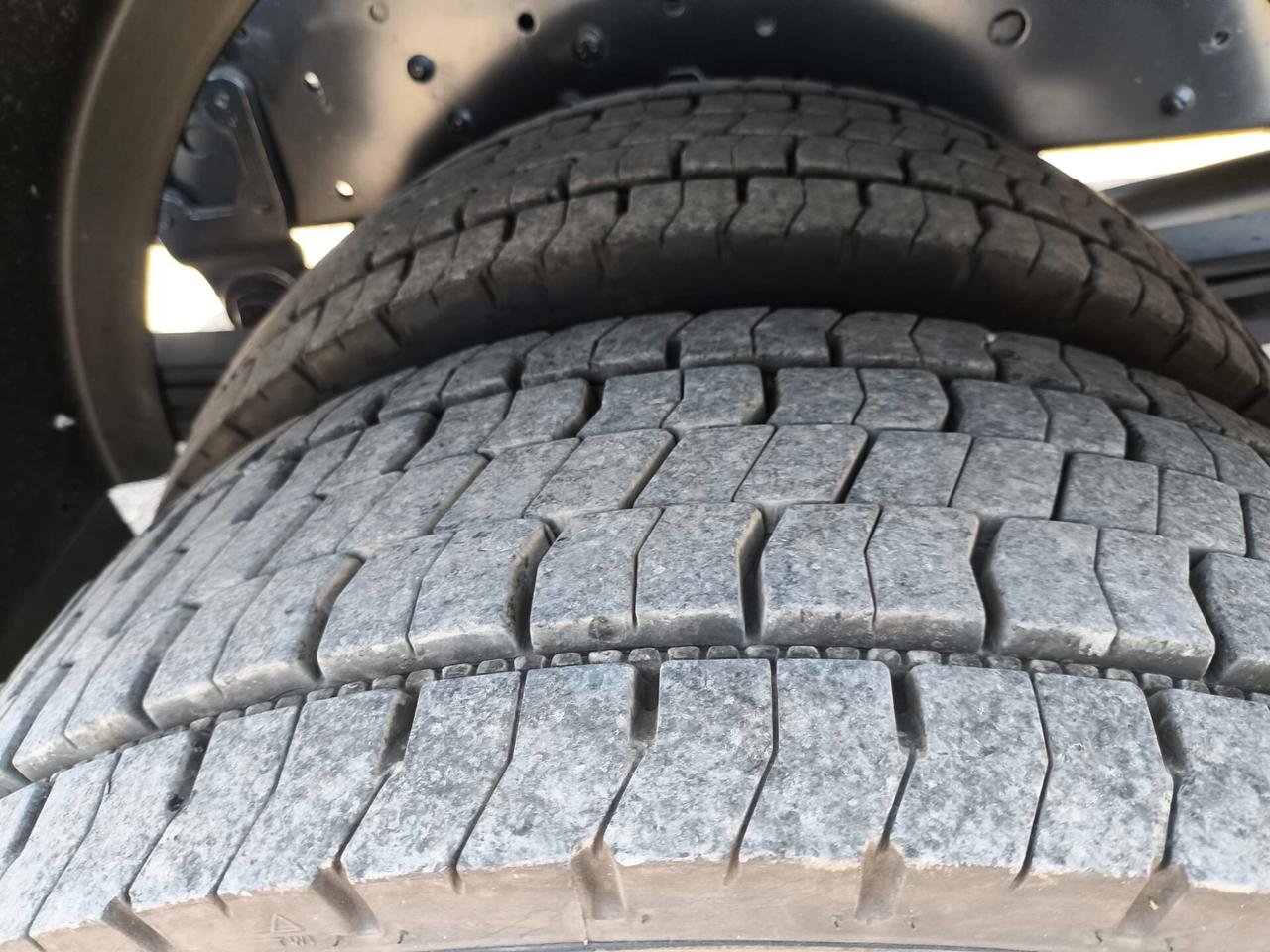 IVECO EUROCARGO 120 EL 22 RIBALTABILE TRILATERALE RIF:124