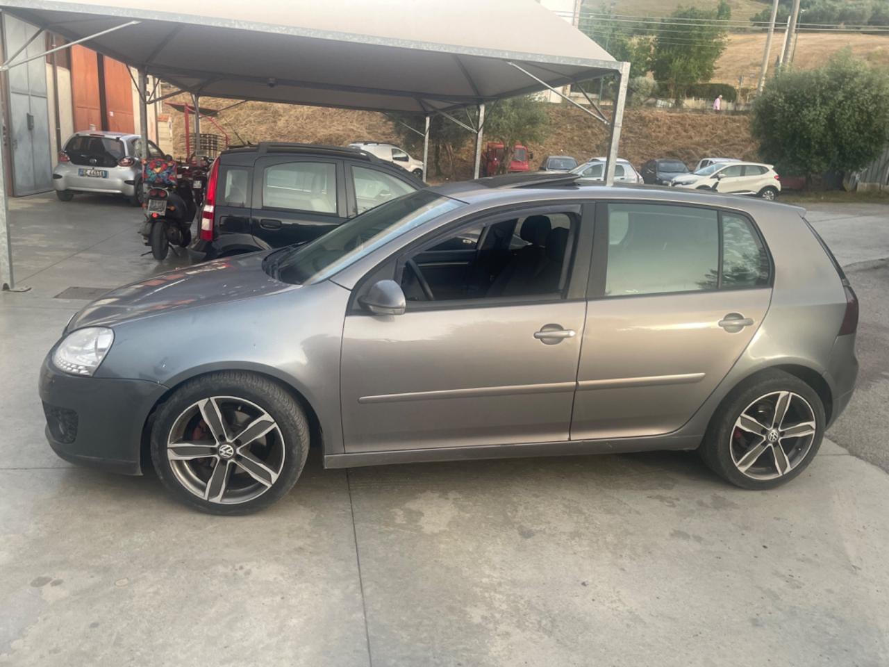 Volkswagen Golf 2.0 16V TDI 3p. Comfortline