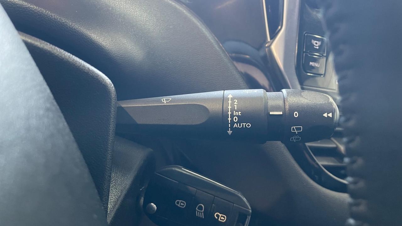Peugeot 208 1.4 HDi 68 CV 5 porte Allure