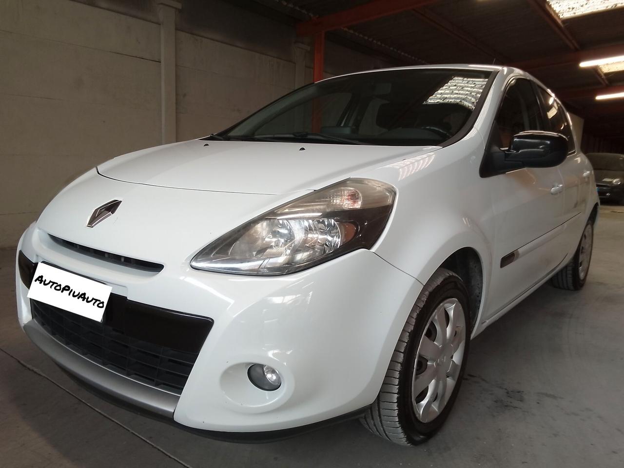 Renault Clio 1.5 TDCI 5PORTE ok Neo
