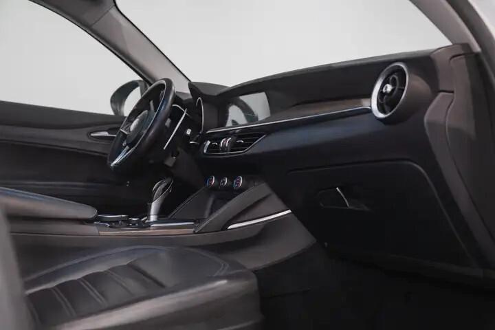 Alfa Romeo Stelvio 2.0 Turbo 280 CV AT8 Q4 First Edition
